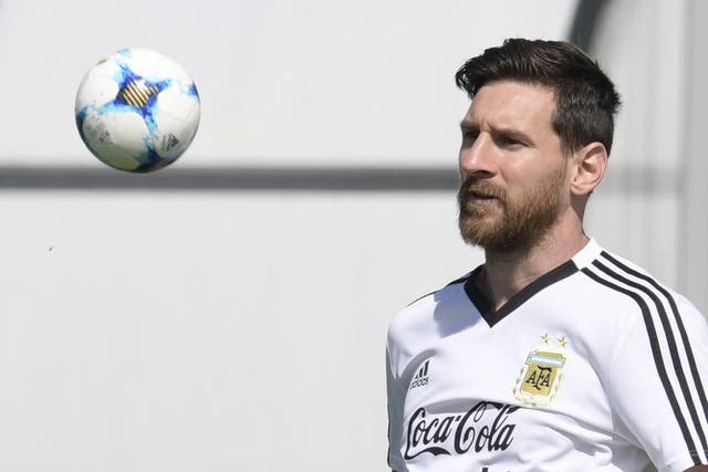 Lionel Messi in training ahead of the match against Nigeria