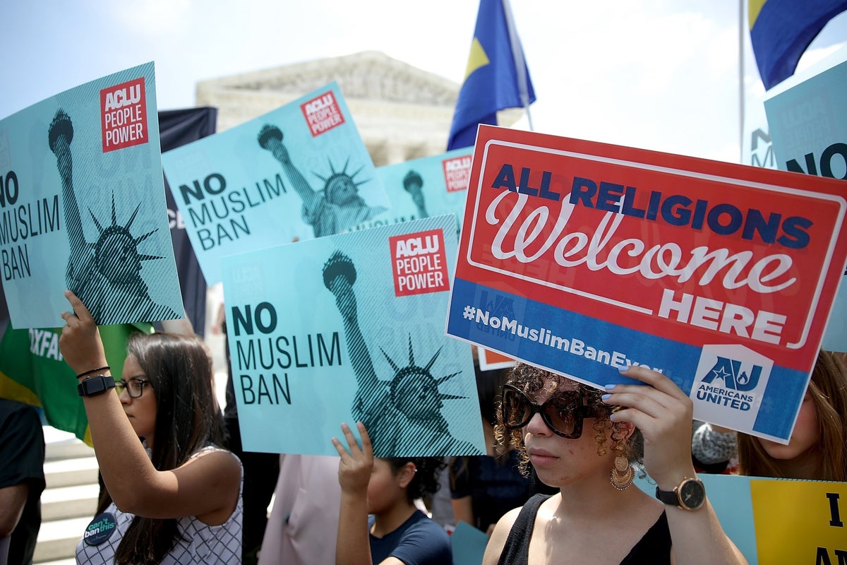 Nationwide protests erupt after Supreme Court upholds Trump’s travel ...