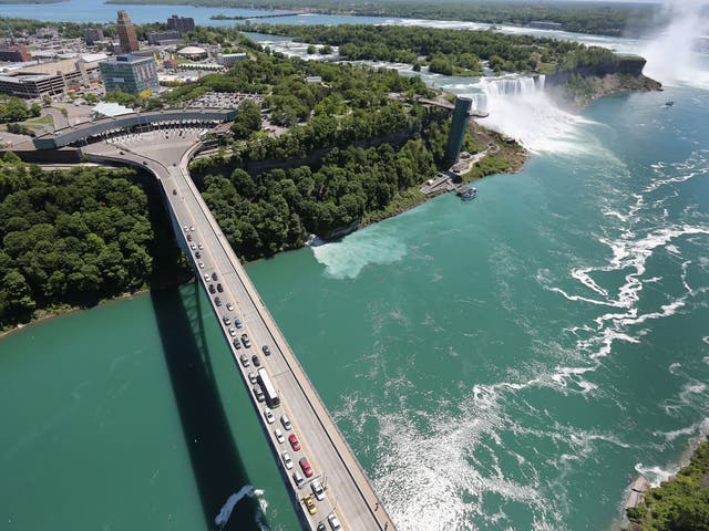 The Niagara Falls straddle the US-Canada border