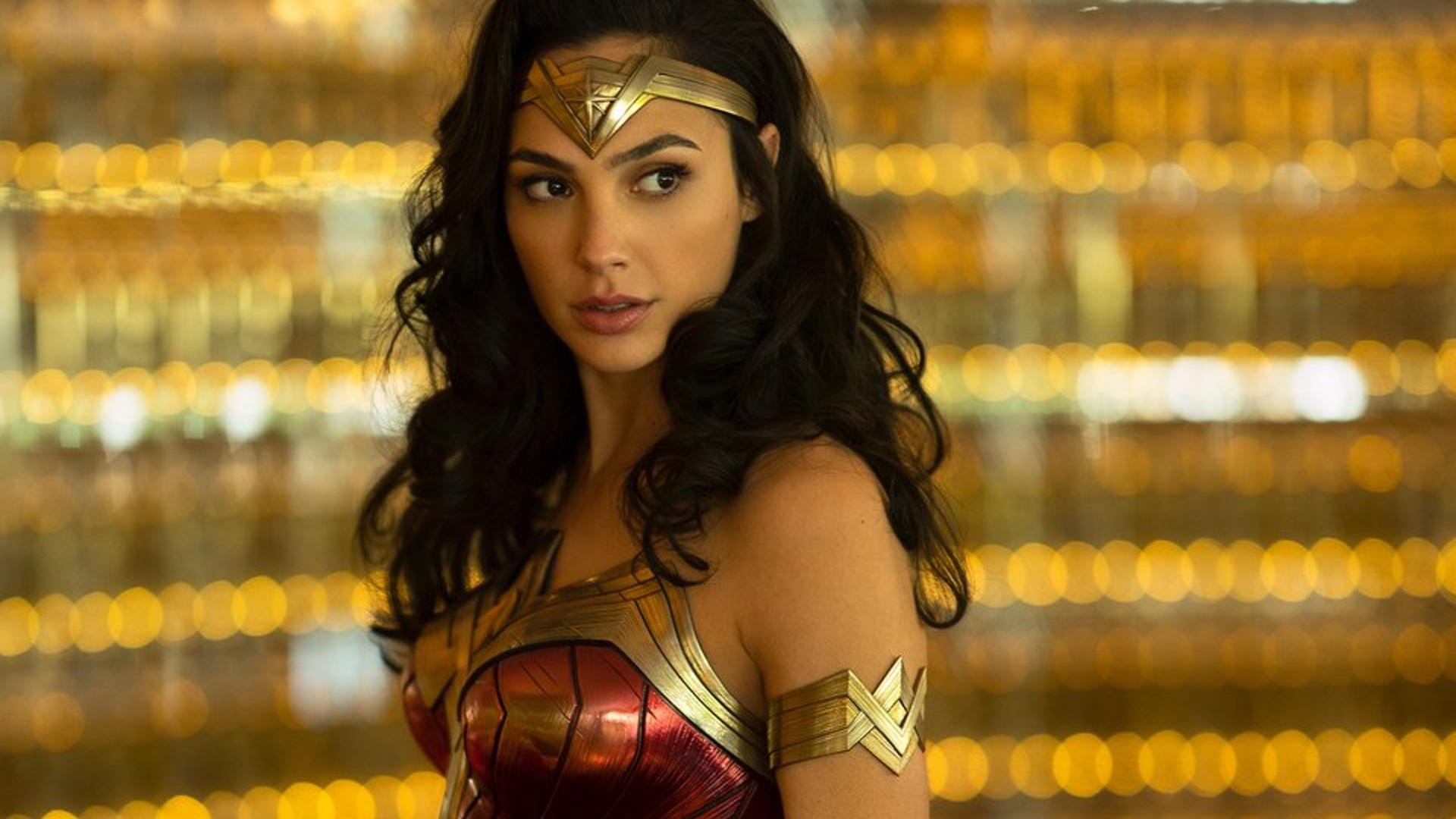 Lady Zama Sexy Video - Wonder Woman 1984 release date pushed back as Charlie's Angels reboot fills  spot | The Independent | The Independent