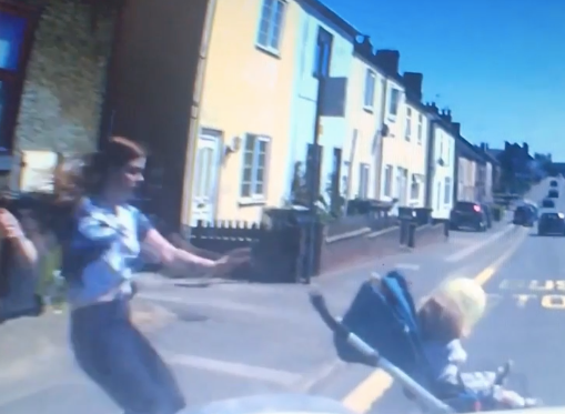 The dash cam footage which was captured by the driver’s car has been viewed more than 76 thousand times