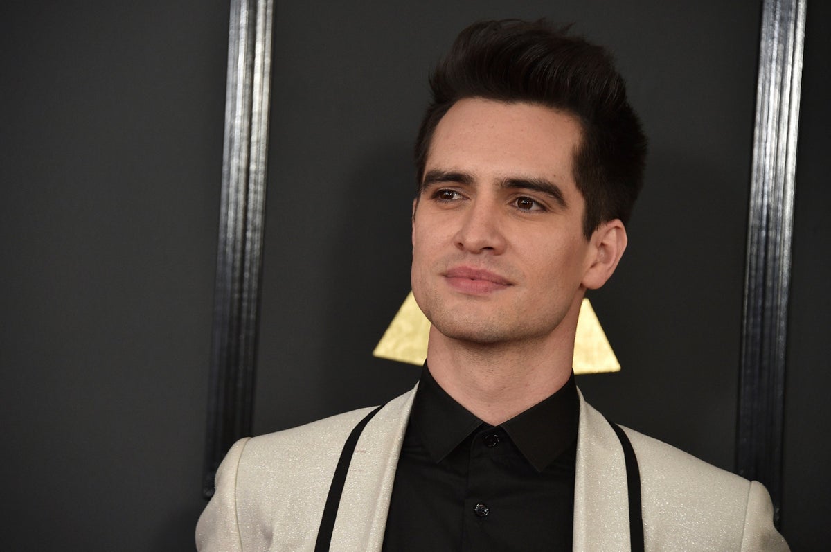 Panic! At The Disco Frontman Brendon Urie Comes Out As Pansexual | The  Independent | The Independent