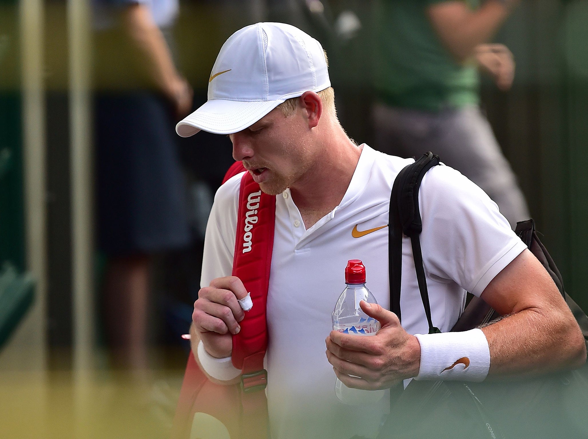 Kyle Edmund has crashed out of Wimbledon