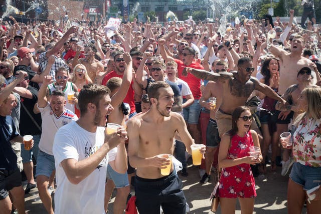 Fans celebrated England's World Cup win in the heat