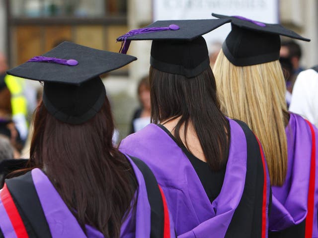 Universities should look at a students' socio-economic backgrounds when offering places