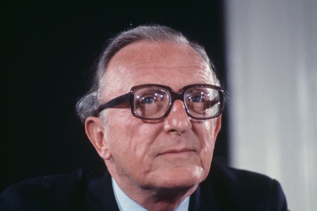 Lord Carrington was foreign secretary in 1982 when Argentina invaded the Falklands Islands