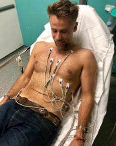 Richard Bacon rushed from aeroplane to hospital with double pneumonia