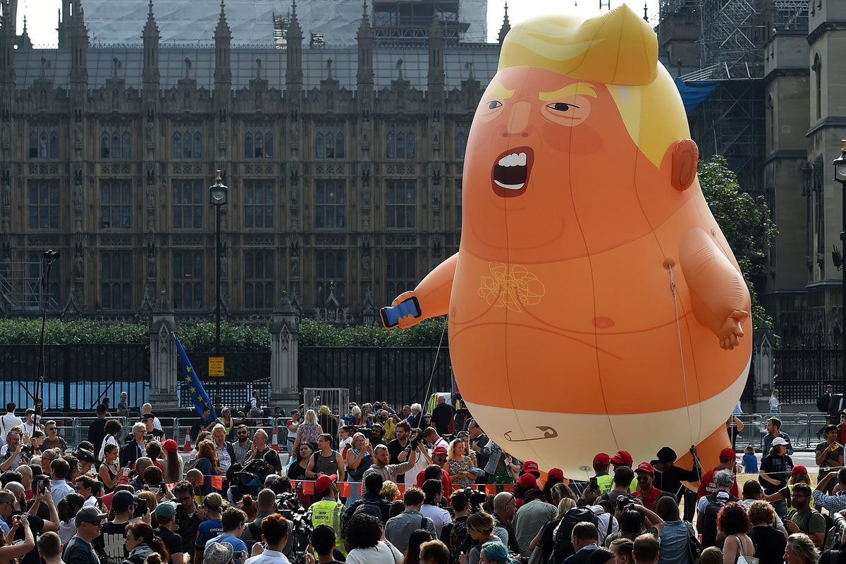 https://static.independent.co.uk/s3fs-public/thumbnails/image/2018/07/13/22/Trump-balloon.jpg?width=1200&height=800&crop=1200:800