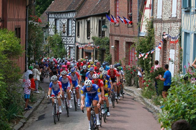 Stage 10 of the Tour de France sees the peloton head into the Alps