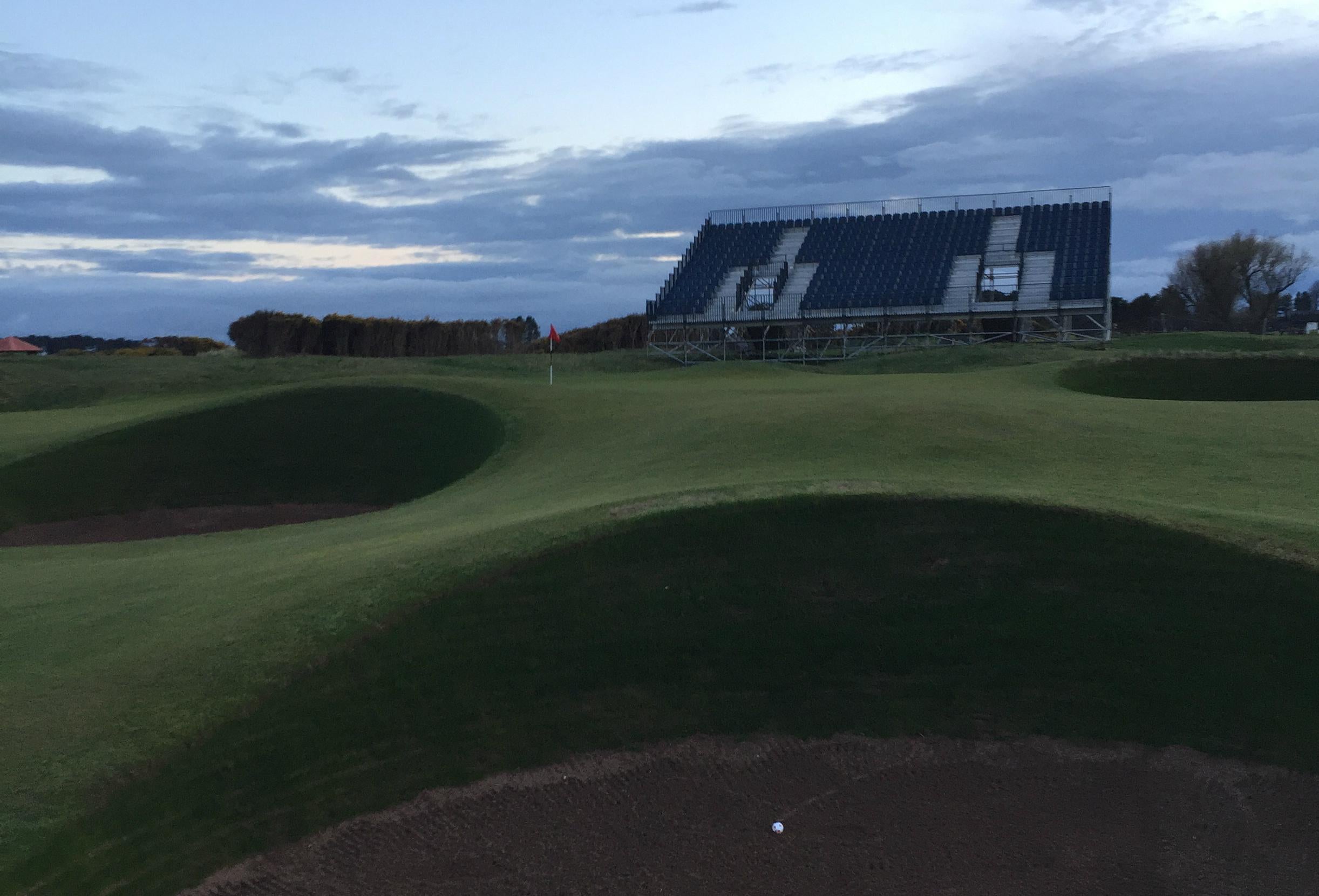 Those stands certainly add the pressure to crunch short game shots