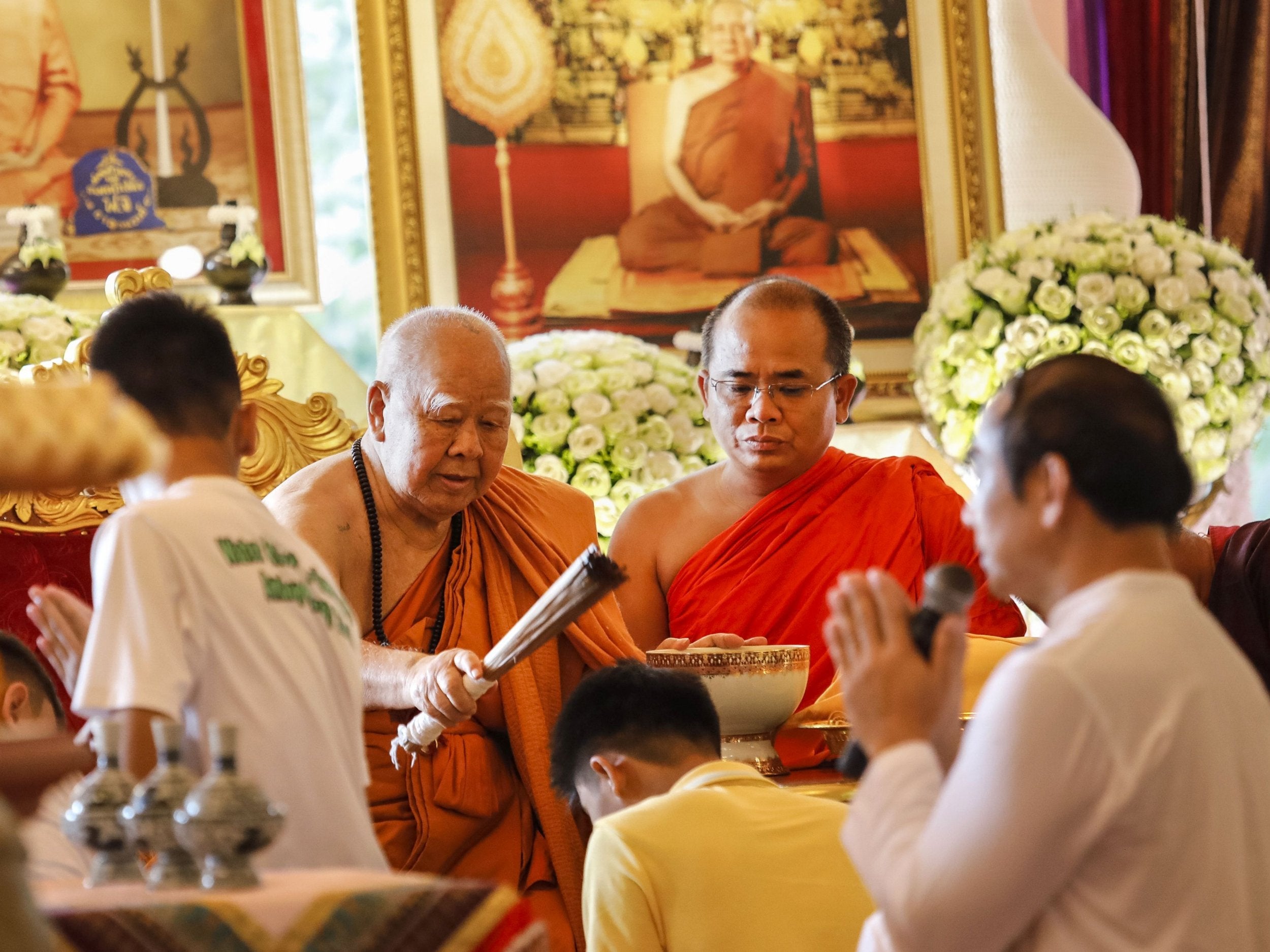 Thai cave boys pray for protection from misfortunes on visit to Buddhist  temple | The Independent | The Independent