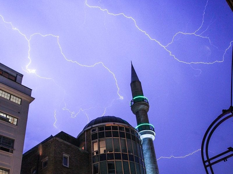 The Met Office has warned that while most of Britain will remain dry, there is potential for slow-moving thundery downpours