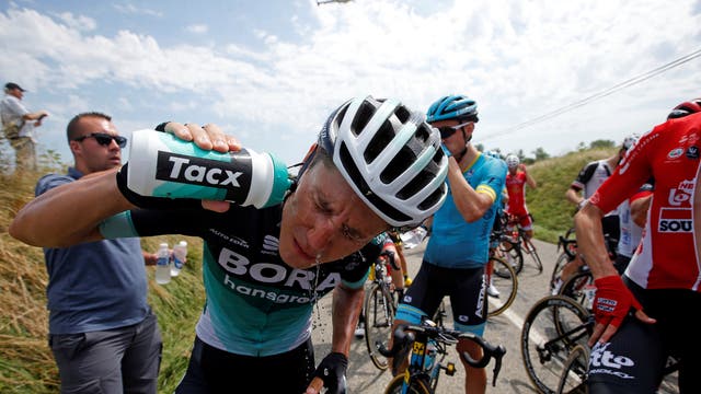 Tour De France Stopped After Peloton Hit By Pepper Spray As Protesters Crash Stage 16 The Independent The Independent Tour De France Stopped After Peloton Hit By Pepper Spray As Protesters Crash Stage 16 The Independent The Independent