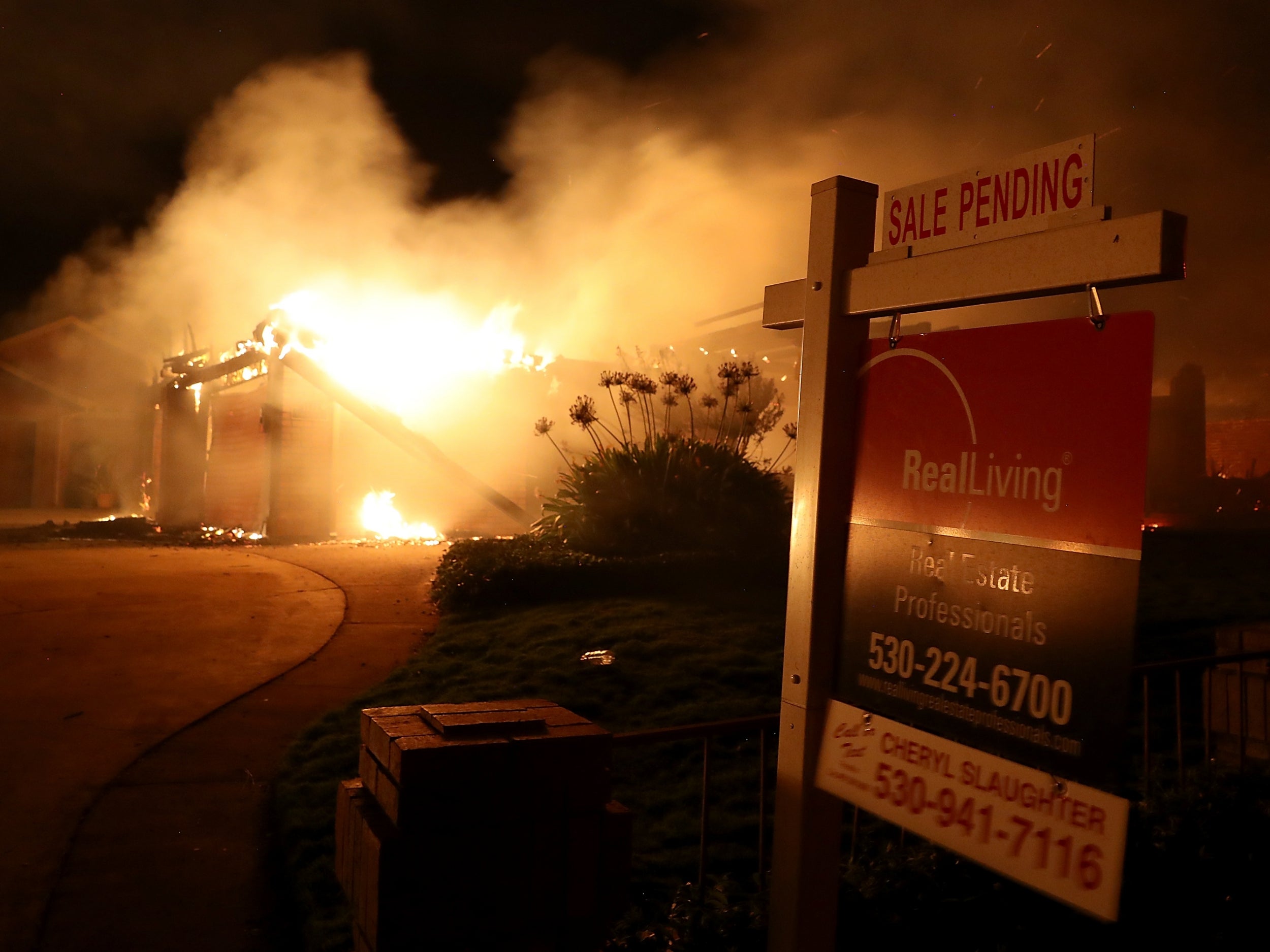 California wildfire: two dead and 500 buildings destroyed as disaster intensifies