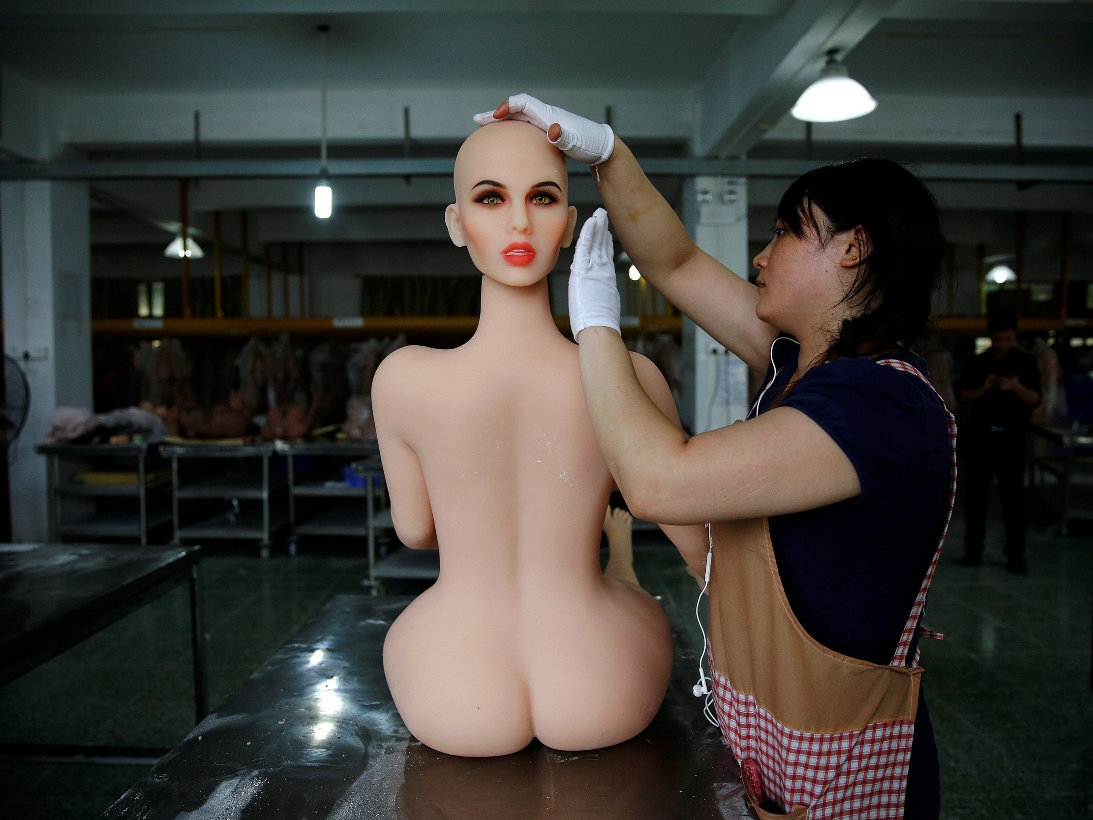 Smart bots: China&apos;s sex doll makers jump on AI drive