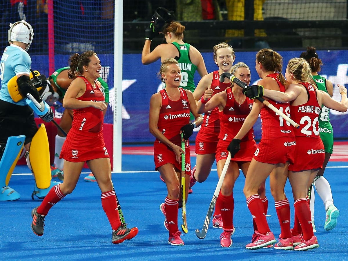 Hockey World Cup England leave it late to beat Ireland and book place
