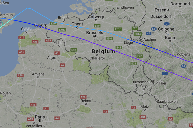 Round-trip: the flight path of BA2552 from Gatwick to Gatwick, via Frankfurt