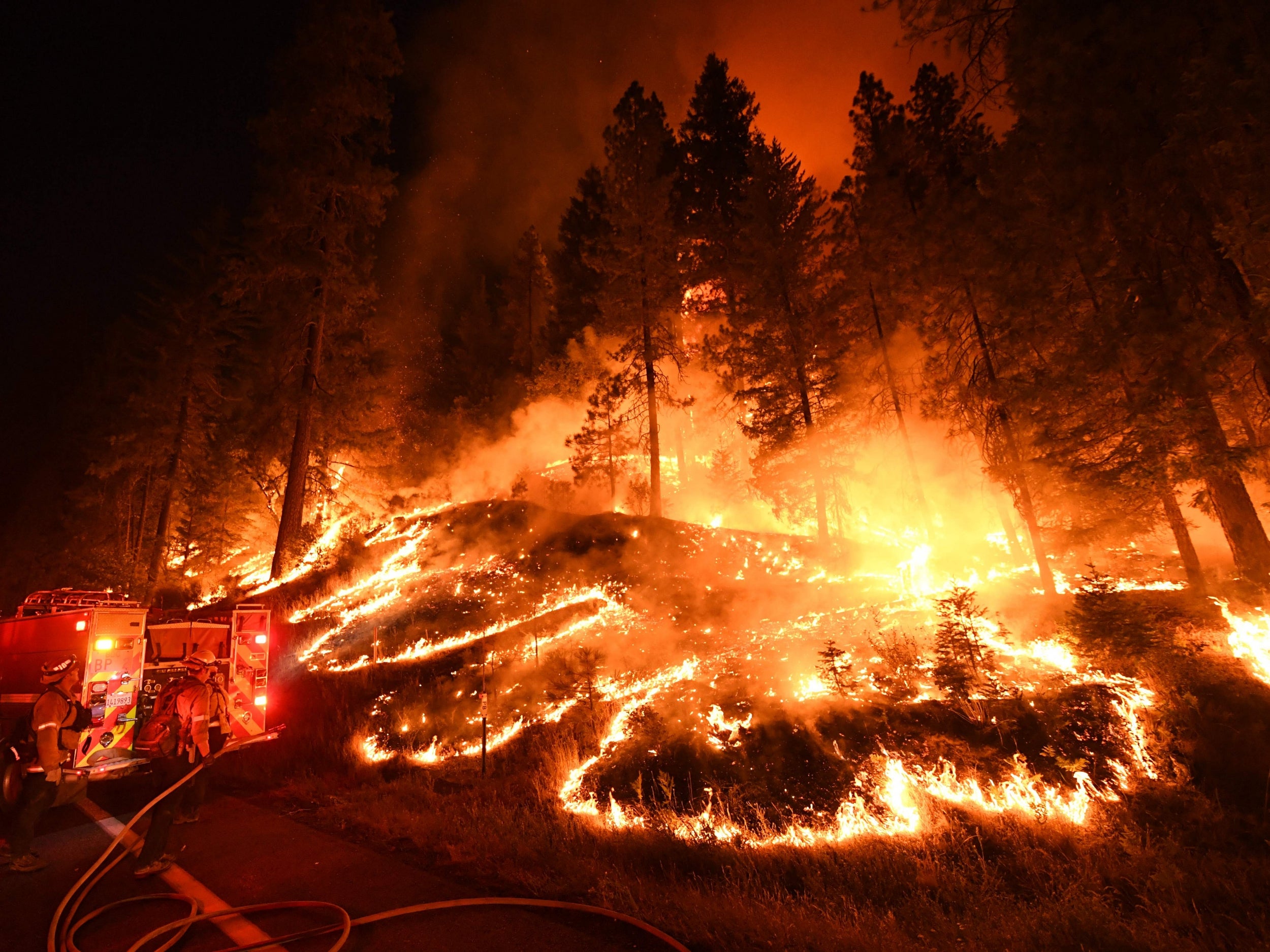 Лесной пожар в калифорнии. Лесные пожары. Огонь пожар. Искусственные пожары. 2015 Год. Пожары в Калифорнии.