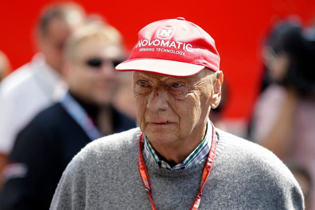 Three-time F1 world champion Niki Lauda has had a lung transplant