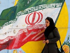 Government advises dual UK-Iranian nationals not to travel to Iran