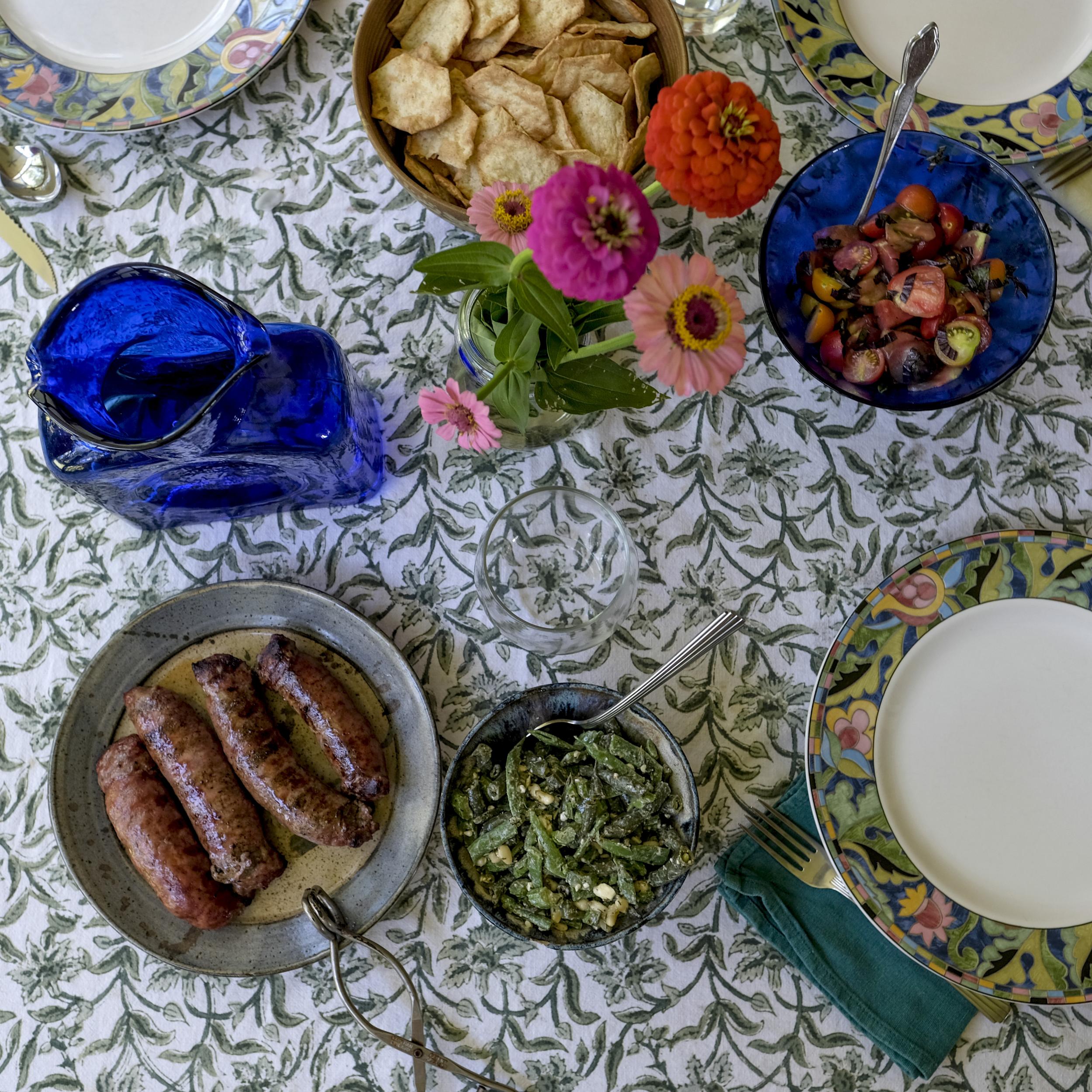 Lunch in Broomgrass is an idyllic affair