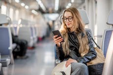 Smartphones overtake phrasebooks for millennial travellers