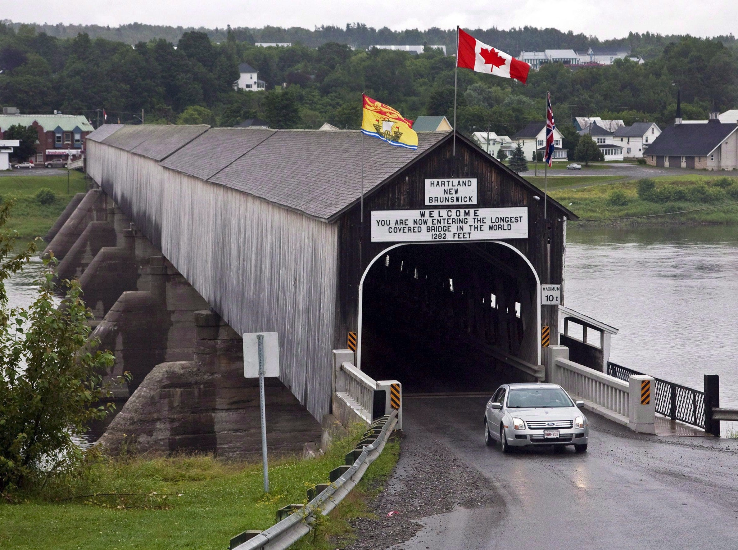New Brunswick Bridge is the longest covered bridge in the world