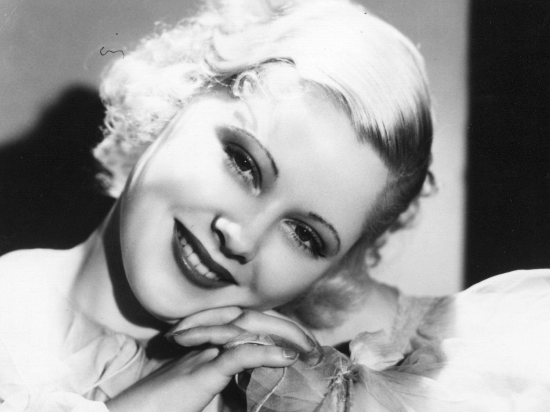 Mary Carlisle Hollywood Actress Of The Thirties Who Was Typecast