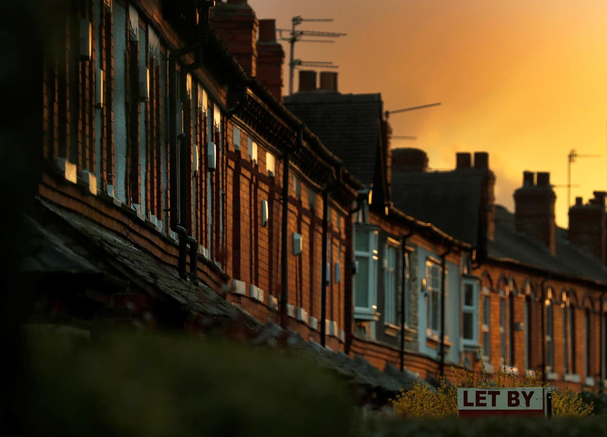 Brexit uncertainty puts EU nationals at risk of losing their homes, landlords group warns