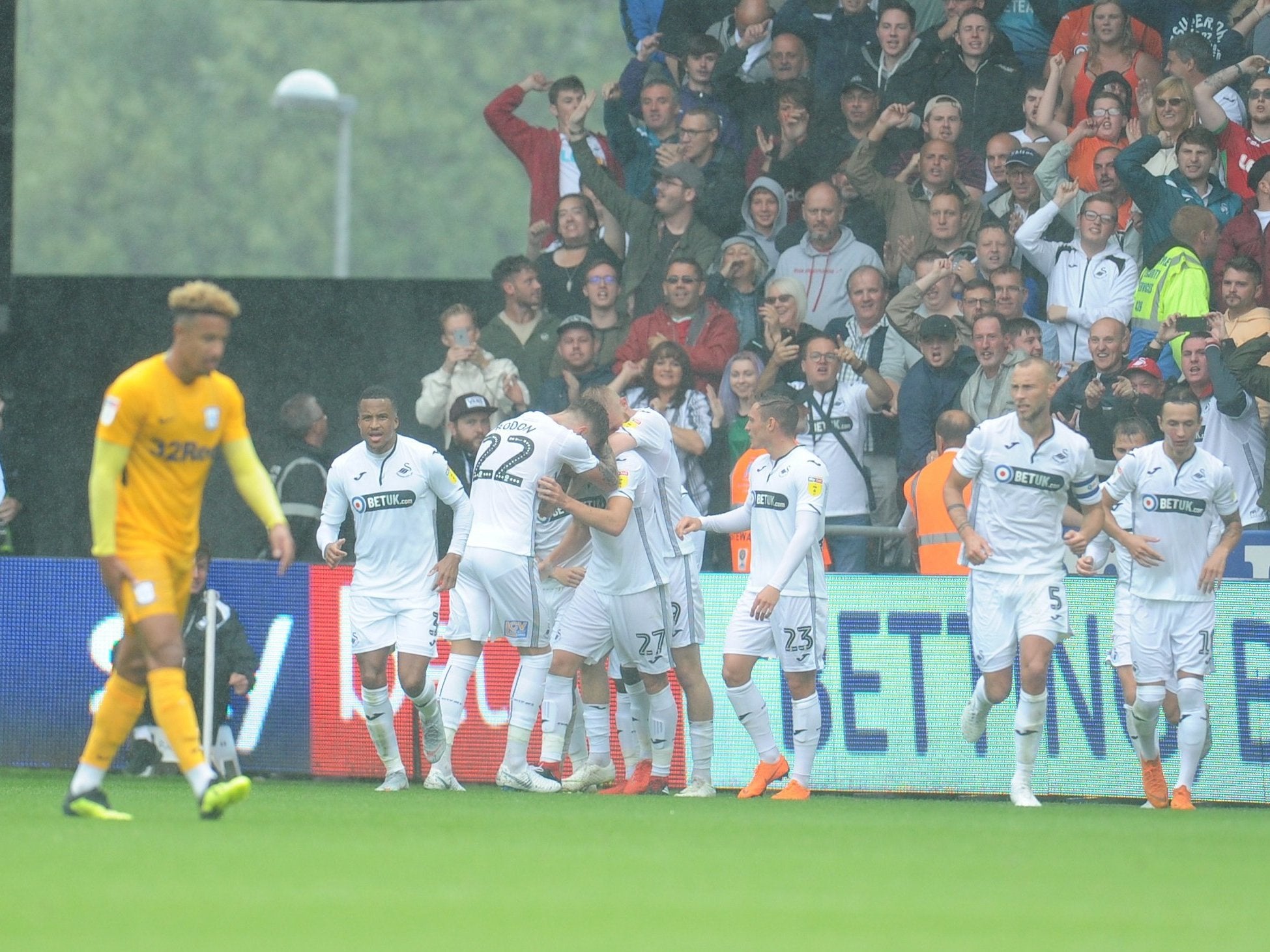Swansea celebrate after Jay Fulton puts them ahead of Preston North End