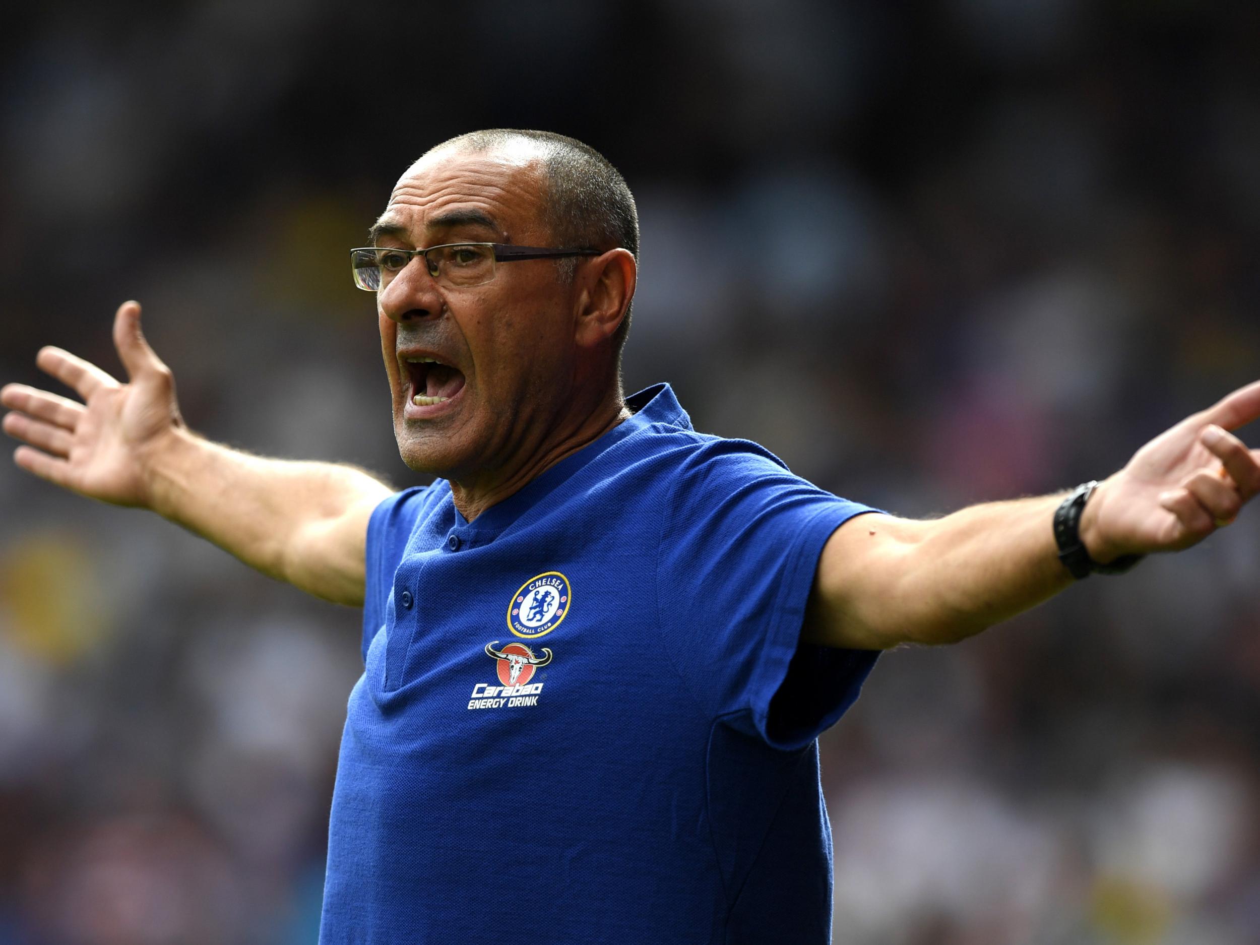 Sarri issues instructions from the sideline at the John Smith Stadium