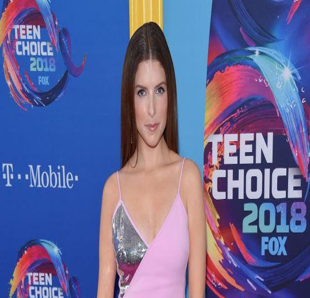 Chloe Moretz in Louis Vuitton at the 2018 Teen Choice Awards
