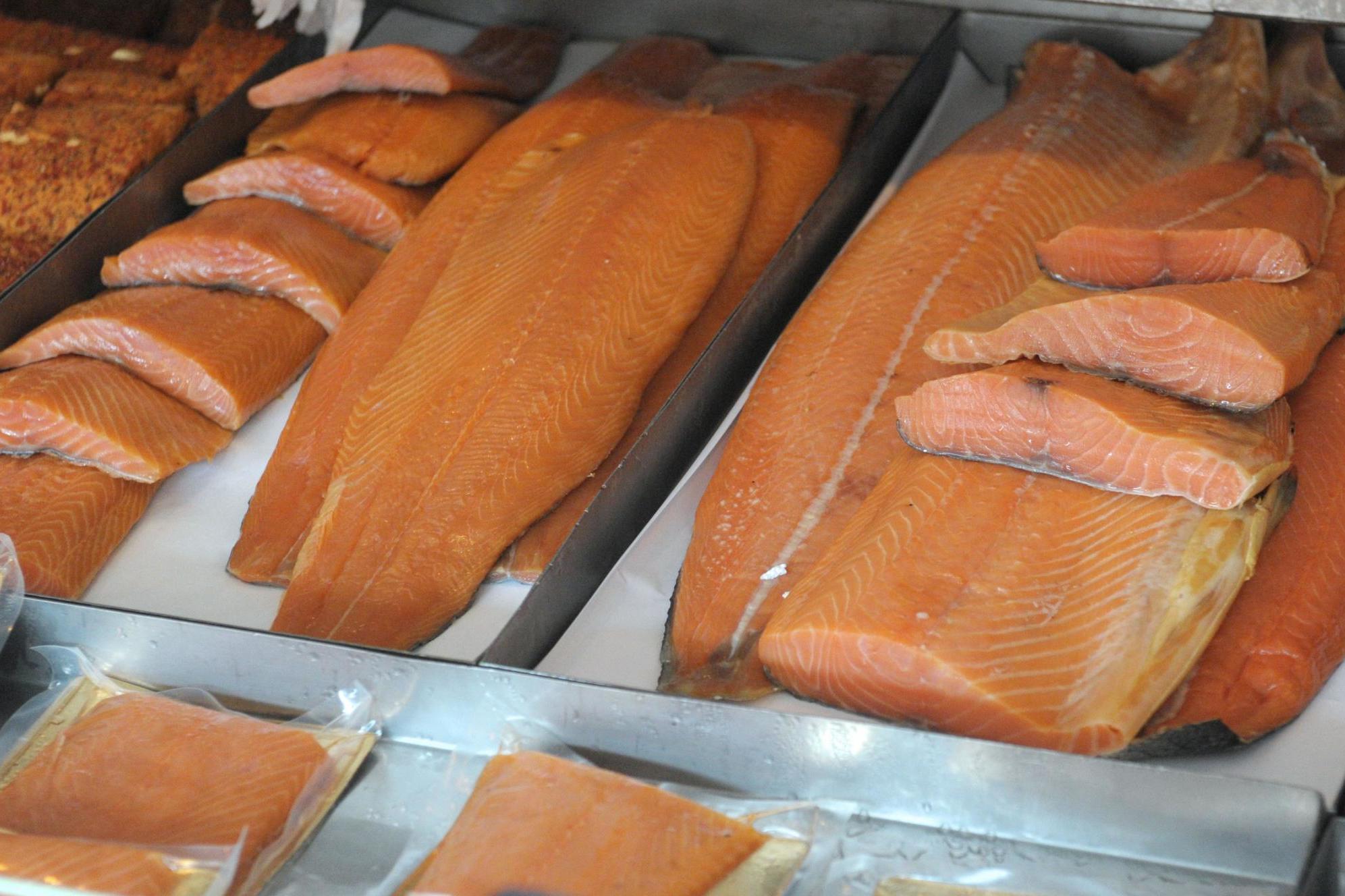 Salmon and rainbow trout fillets look very similar
