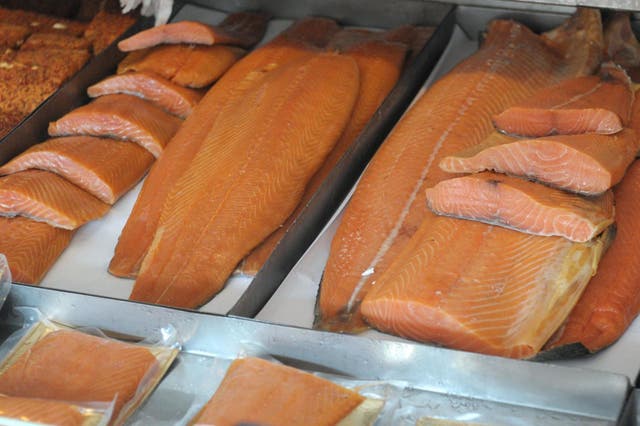 Salmon and rainbow trout fillets look very similar