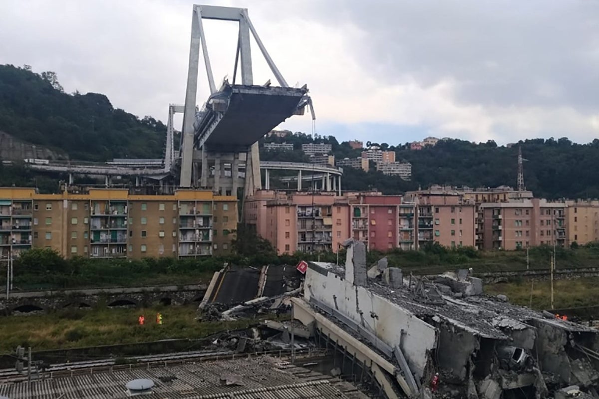 Genoa bridge collapse: Hundreds evacuated from surrounding homes amid ...