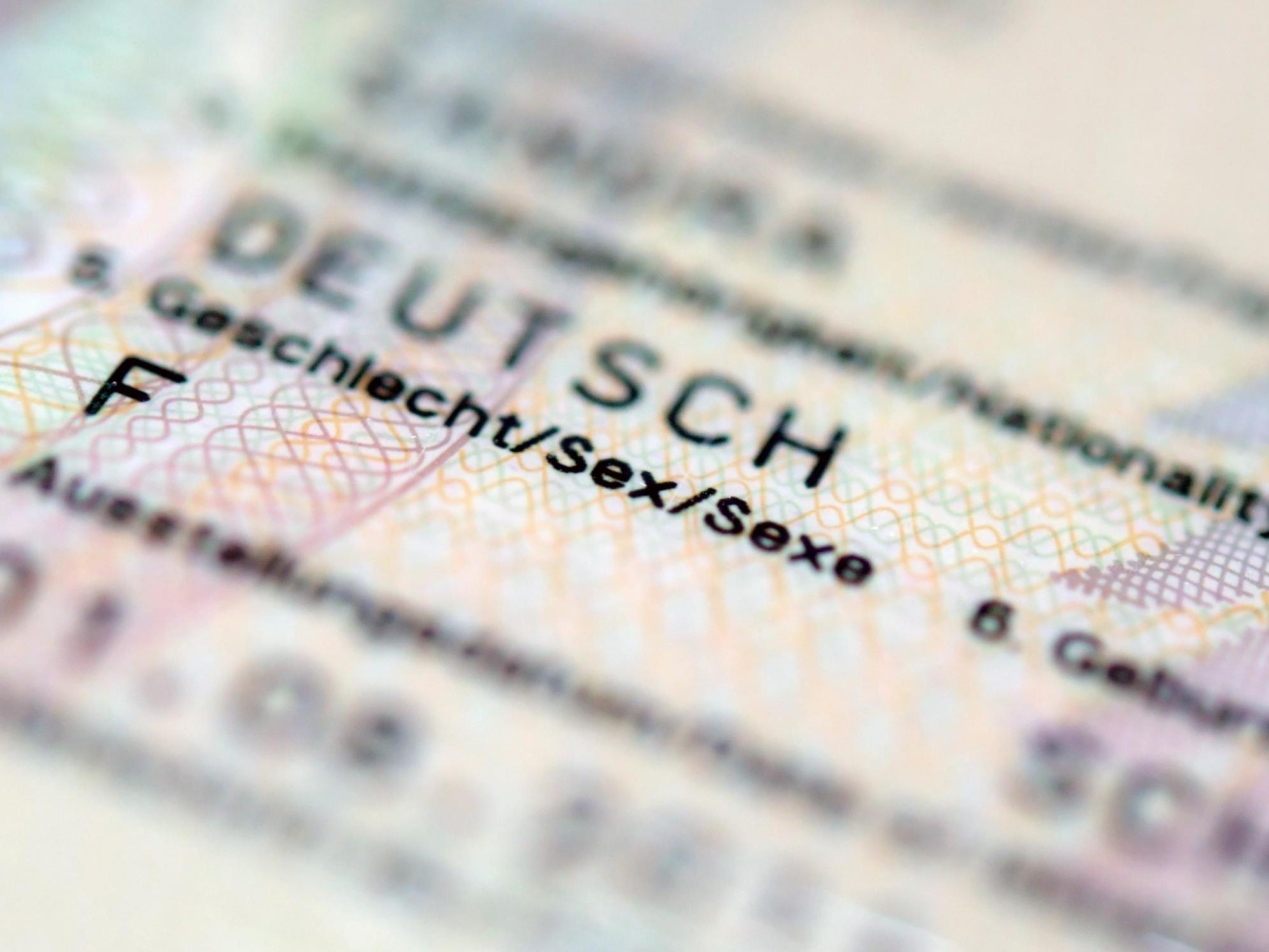 In 2016 Germany received 684 passport requests, with the majority submitted after the Brexit referendum