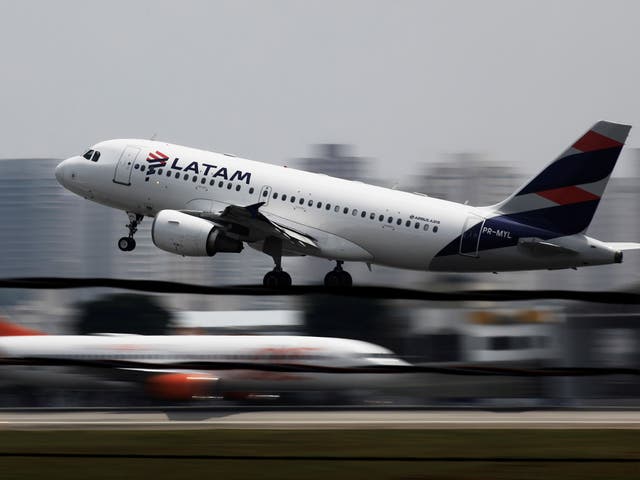 <p>A Latam Airlines A319 takes off from Congonhas airport in Sao Paulo, Brazil
</p>