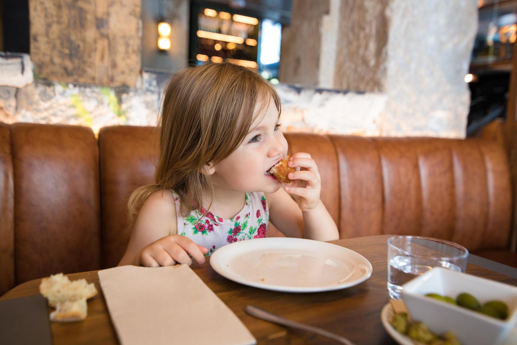 Restaurant Bans Children From Dining Room