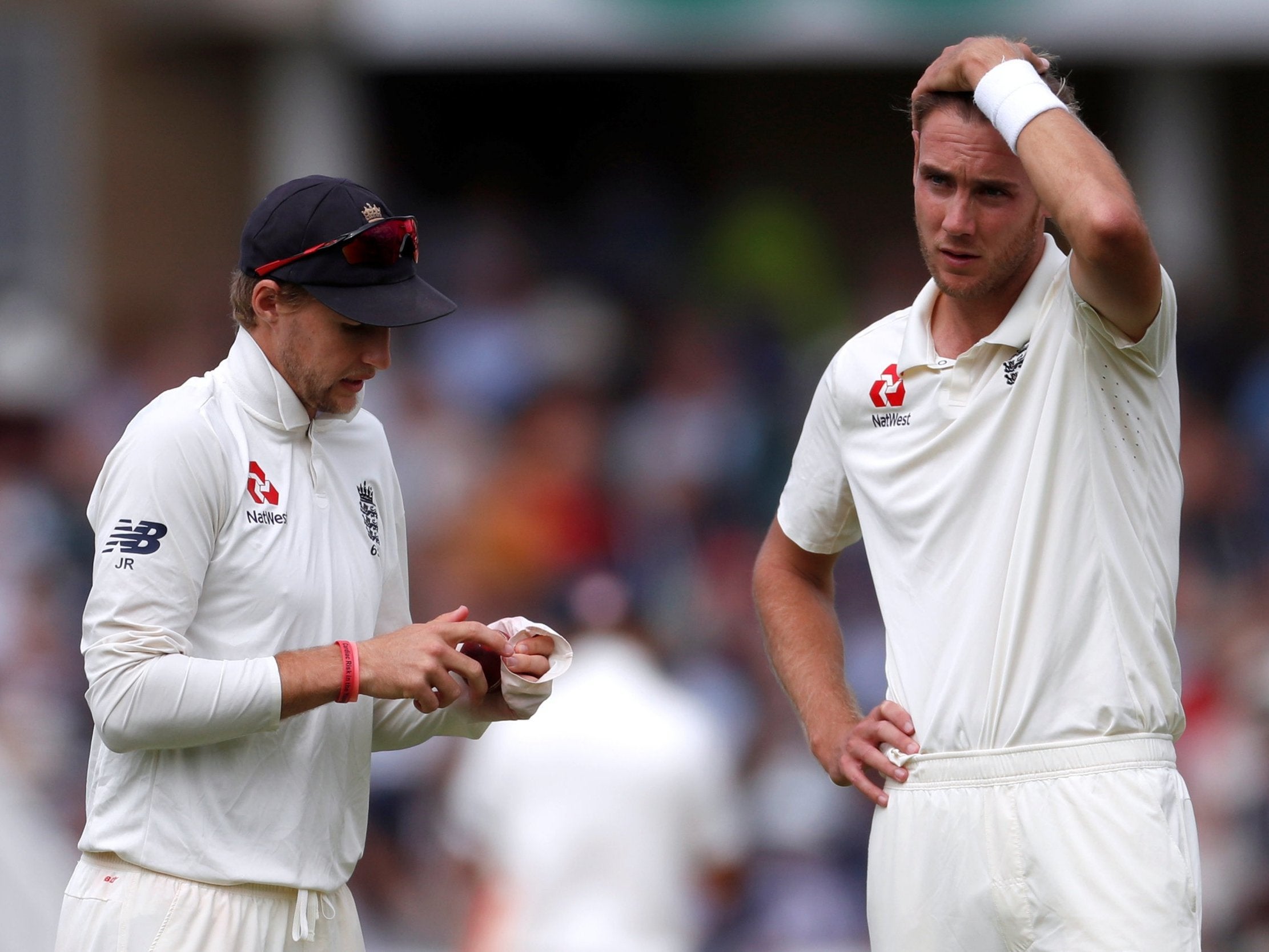 England were left frustrated after failing to make the most of the early conditions on day one