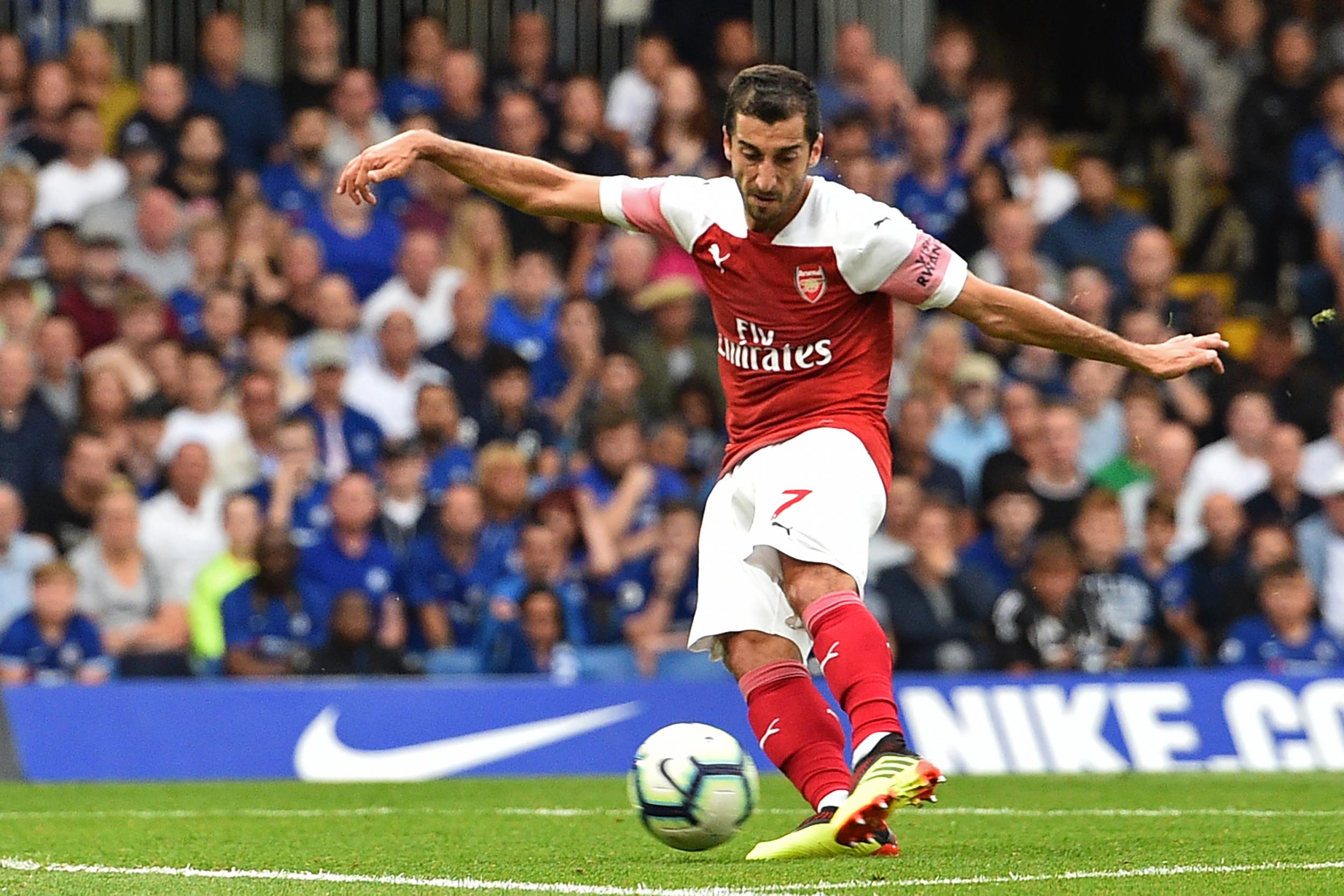 Mkhitaryan in action for Arsenal against Chelsea