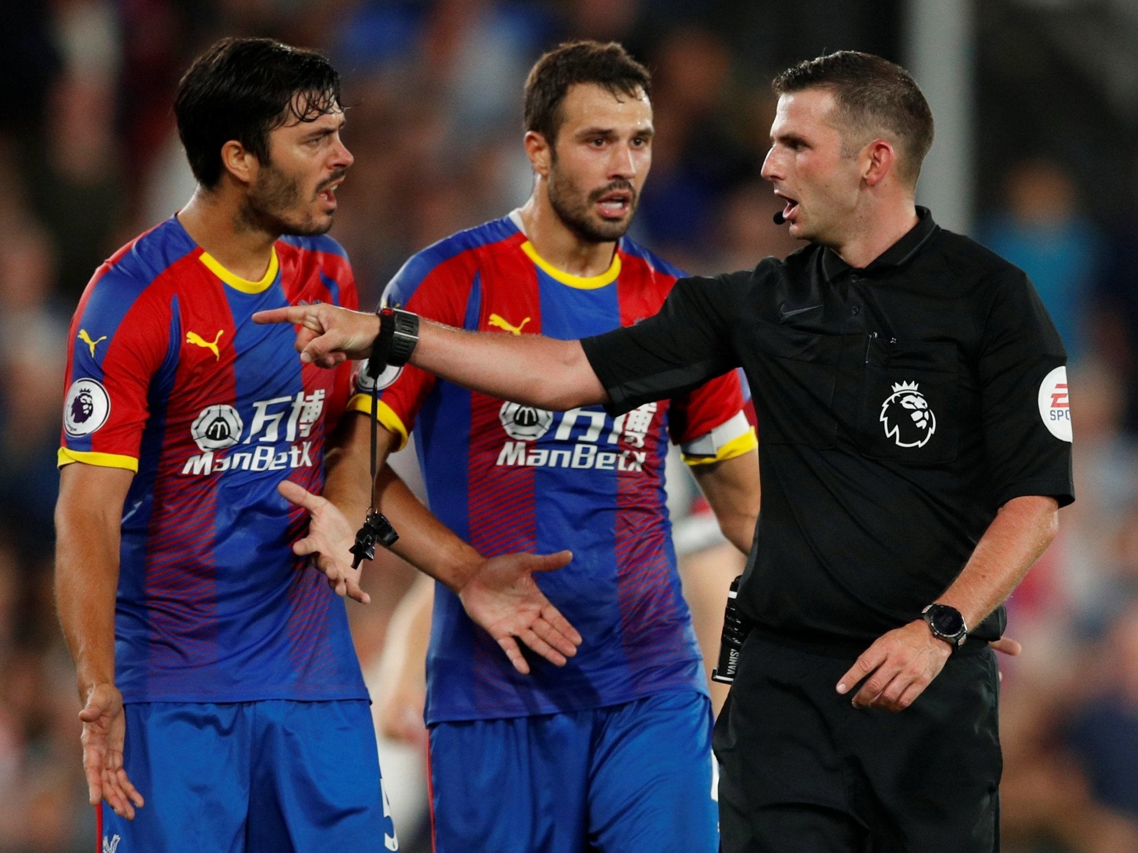 Michael Oliver gave Liverpool a penalty and sent off a Palace player