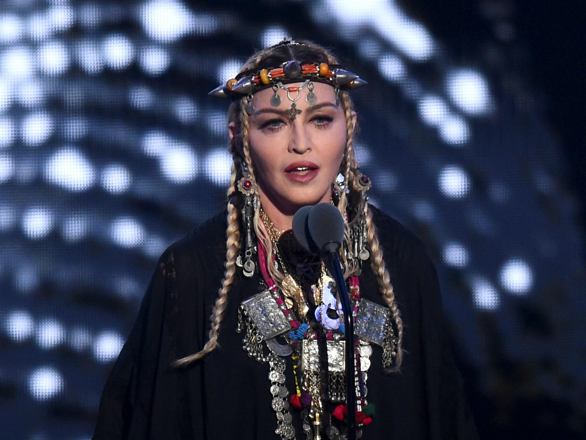 Vmas 2018 Madonna Faces Backlash For ‘disrespectful Aretha Franklin Tribute The Independent