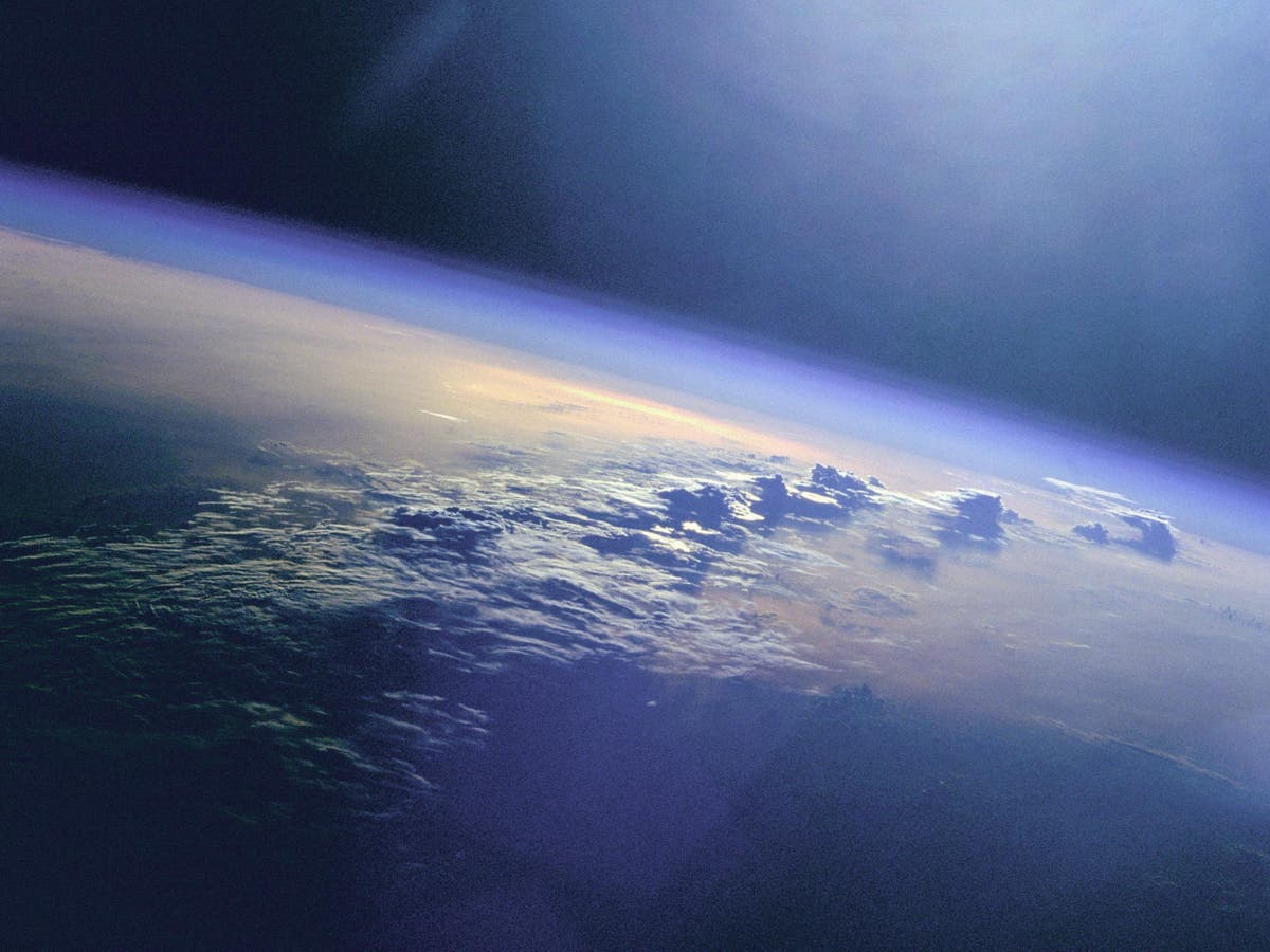 The earth's atmosphere