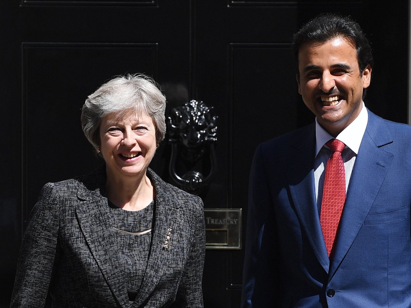 Theresa May and Tamim bin Hamad al-Thani outside 10 Downing Street