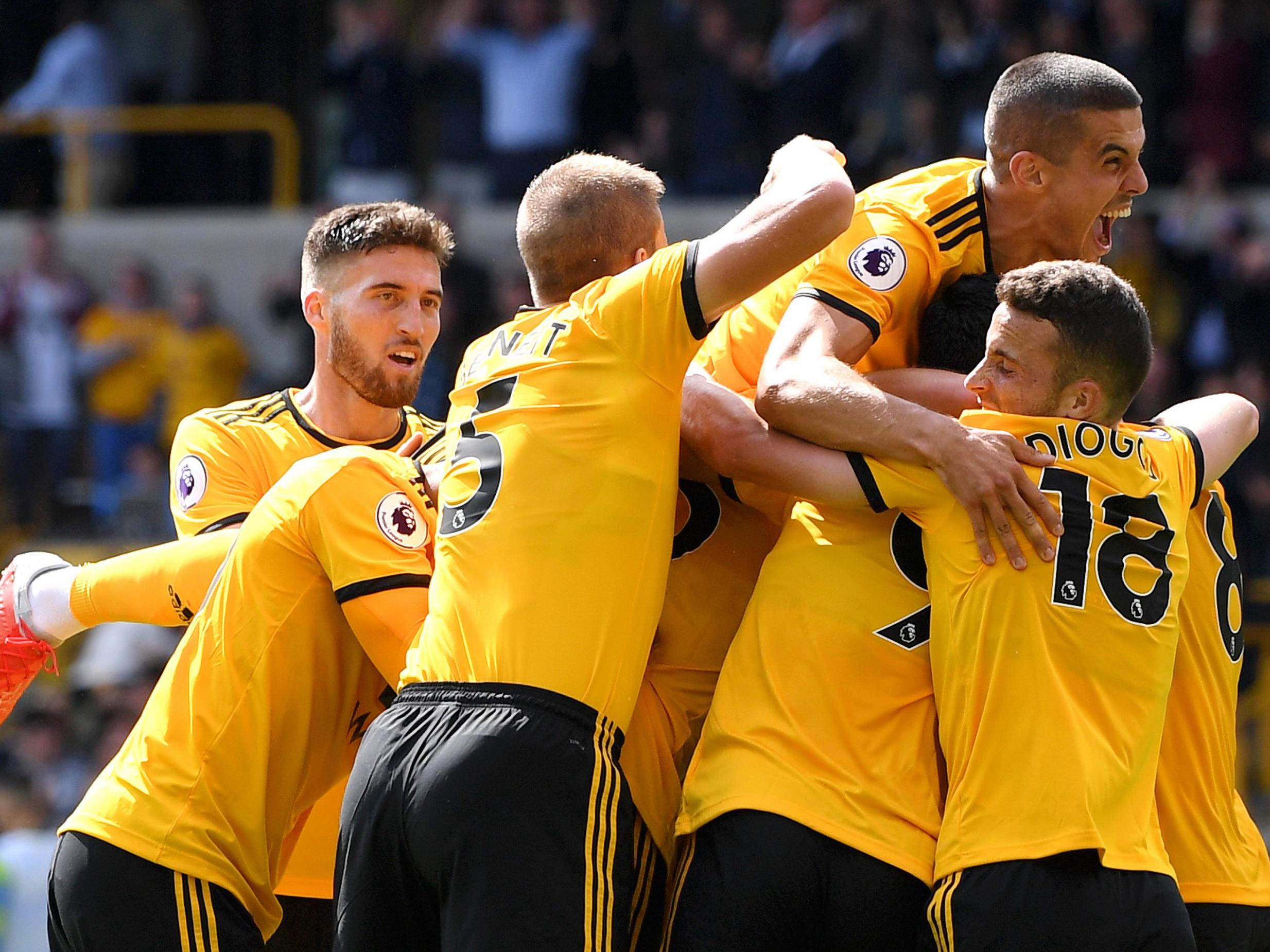 Wolves celebrate equalising against Manchester City