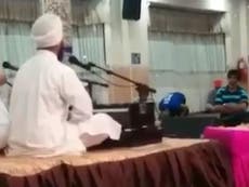 Sikh temple invites Muslim man unable to find mosque to pray
