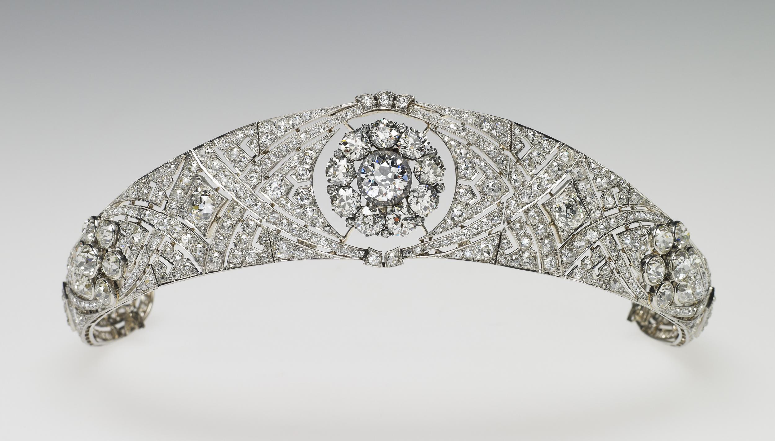 The diamond and platinum bandeau tiara lent to The Duchess of Sussex by Her Majesty The Queen