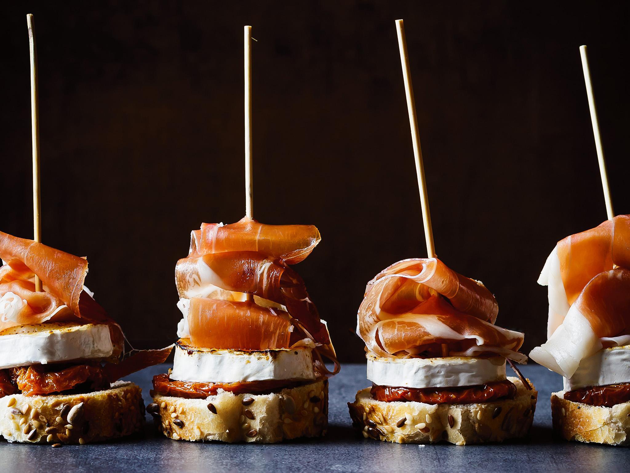 In the early days, its summer visitors from the interior of Spain who are the ones who begin to refer to these toothpick-held pickles as pinchos