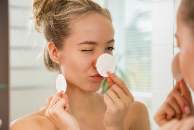 <p>It is important for teenagers to look after their skin</p>