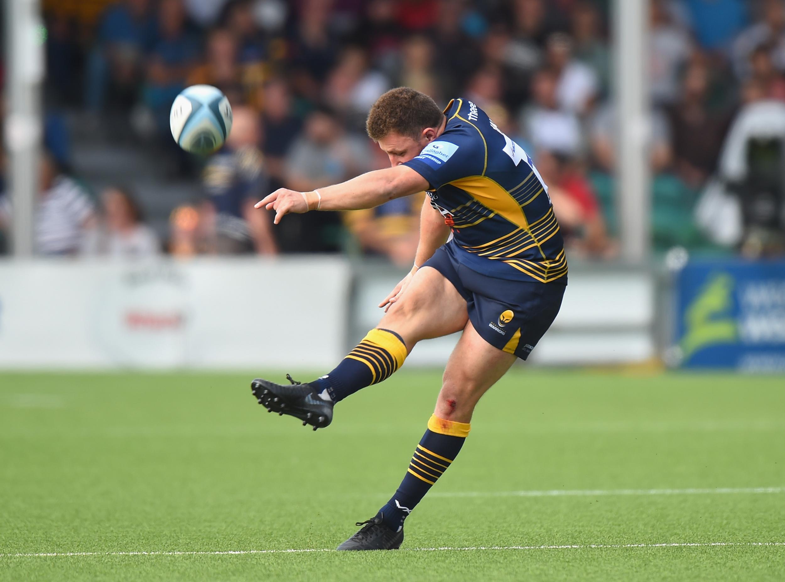 Duncan Weir missed a drop-goal attempt at the death to cost Worcester victory